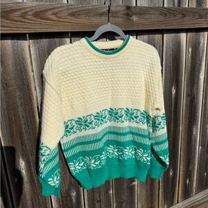 Vintage Rainbow Ridge  Cream and Green Knit Sweater